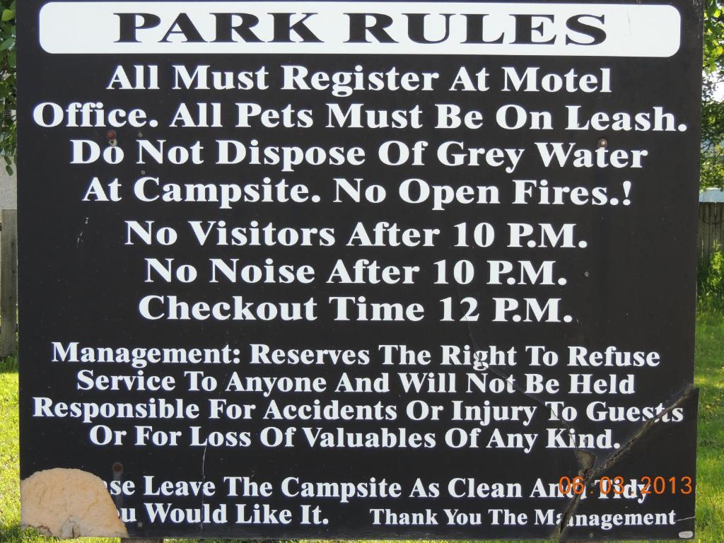 100 Mile Motel & Rv Park 100 Mile House Exteriér fotografie